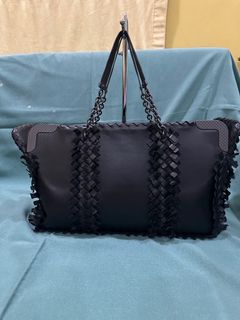 (Category: ) located in . Submitted by lovebrand (Listing ID 1333136548, Image 1). Description: .