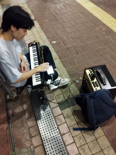 （分類：）位於 。 由 s1215690 提交（商品編號 1333119429，圖片 1）。簡介： 。