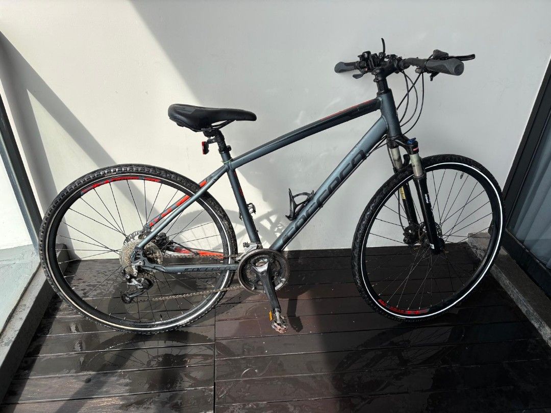Carrera Crossfire 3 Mens Hybrid Bike Dark Grey Medium size frame Sports Equipment Bicycles Parts Bicycles on Carousell