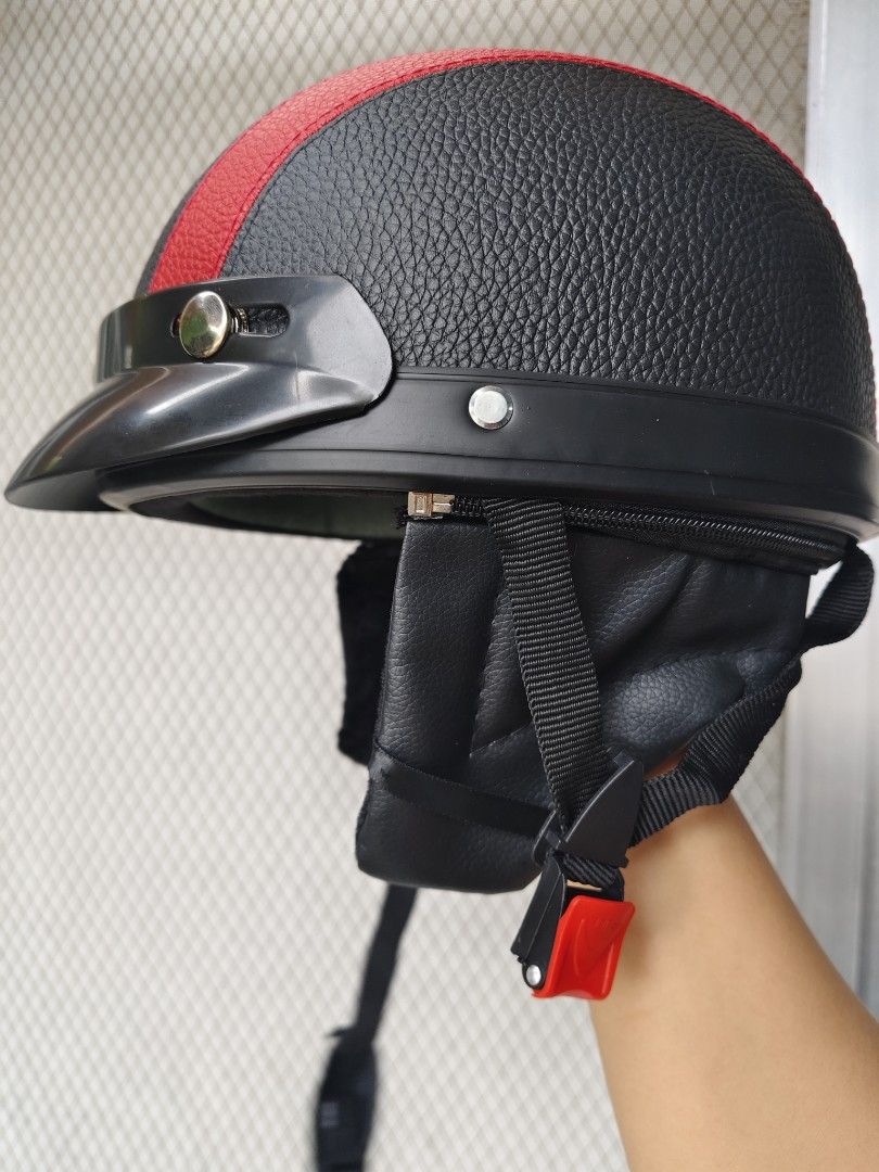 Classic helmet (Category: Other Sports Equipment and Supplies) located in Manila. Submitted by babz30261 (Listing ID 1333150122, Image 3). Description: CLASSIC HELMET RED ABD BLACK COMBINATION SAFETY LOCK COMPLETE NO ISSUES WITH VISOR NO DAMAGES NO CRACKED PWEDENG GAMITIN PO SUPER KINIS COMPLETE AND NO DAMAGES ALSO SA LOOB WE SO MEETUP AND DELIVER THNKYOU SO MUCH ‼️.