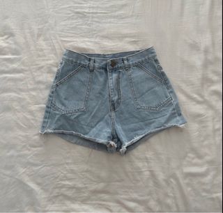 (Category: ) located in . Submitted by ruthhbc (Listing ID 1333050211, Image 1). Description: .