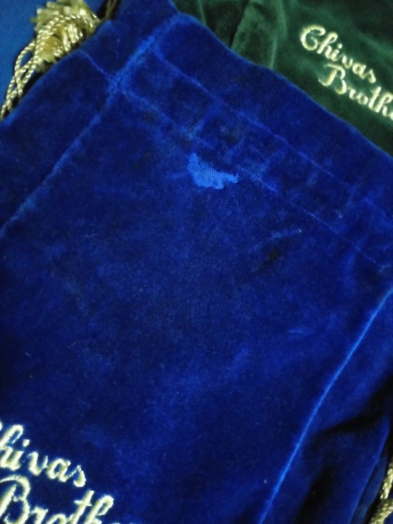 DRAWSTRING BAG Chivas Regal (Royal Salute) (Category: Tote Bags) located in Labo. Submitted by sabbathgarcia (Listing ID 1333023893, Image 3). Description: — 500 for 4 Drawstring bags — Small Damage at the blue one.