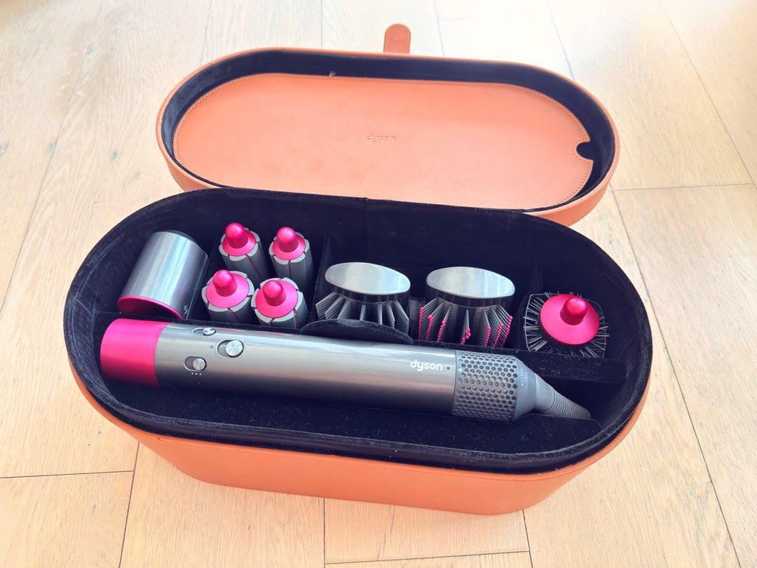 Dyson Airwrap Full Set, 美容＆個人護理, 健康及美容 頭髮護理 Carousell