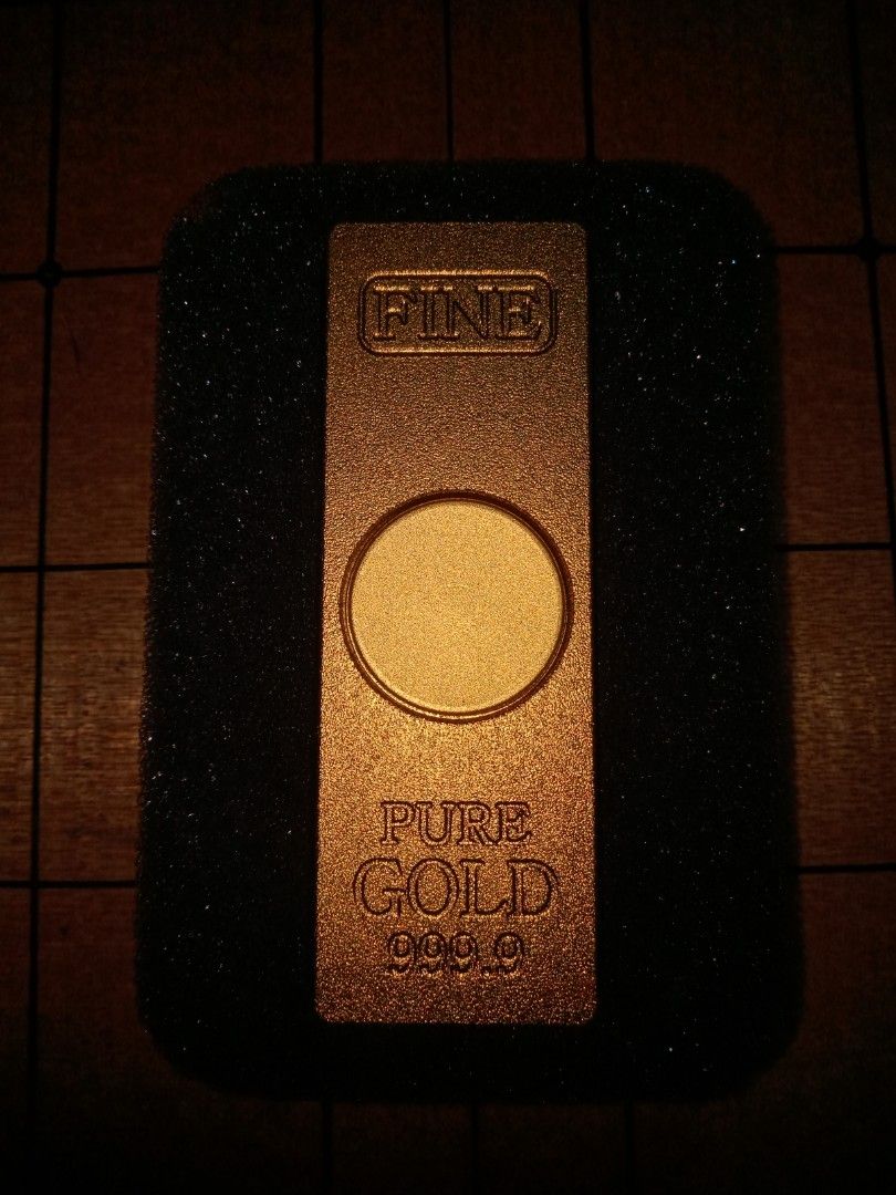 Fine Gold Look Spinner/Fidget Toy (Category: Kids Toys) located in San Marcelino. Submitted by tatac1vs (Listing ID 1333120654, Image 1). Description: .