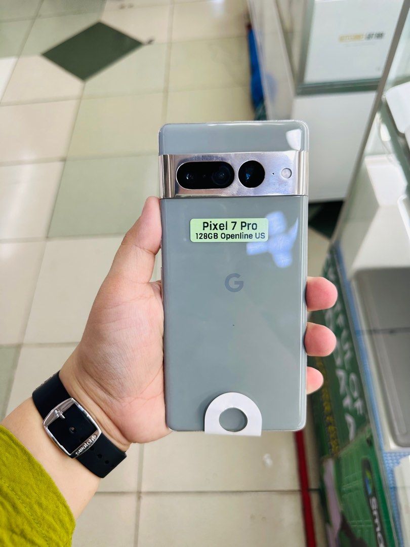 Google Pixel 7 Pro 128gb US FU (Category: Google Pixel) located in San Juan City. Submitted by javedsgadgetshop (Listing ID 1333118902, Image 2). Description: OPEN FOR INSTALLMENT VIA CREDIT CARD/GGIVES/SPAY/BILLEASE & SWAP/TRADE-IN! BUY AND SELL! Quick Specs : Google Pixel 7 Pro •128gb •US Variant •Good batt health •Factory Unlock •95% Smoothness •No hidden issue | No Repaired •100% Authentic | Not Refurbished •w/ OEM Charger & store warranty ❣️