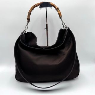 (Category: ) located in . Submitted by designercollectibles.com.au (Listing ID 1333013234, Image 1). Description: .