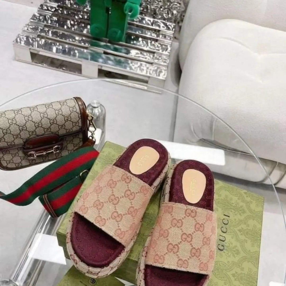 Gucci platform slide sandals store