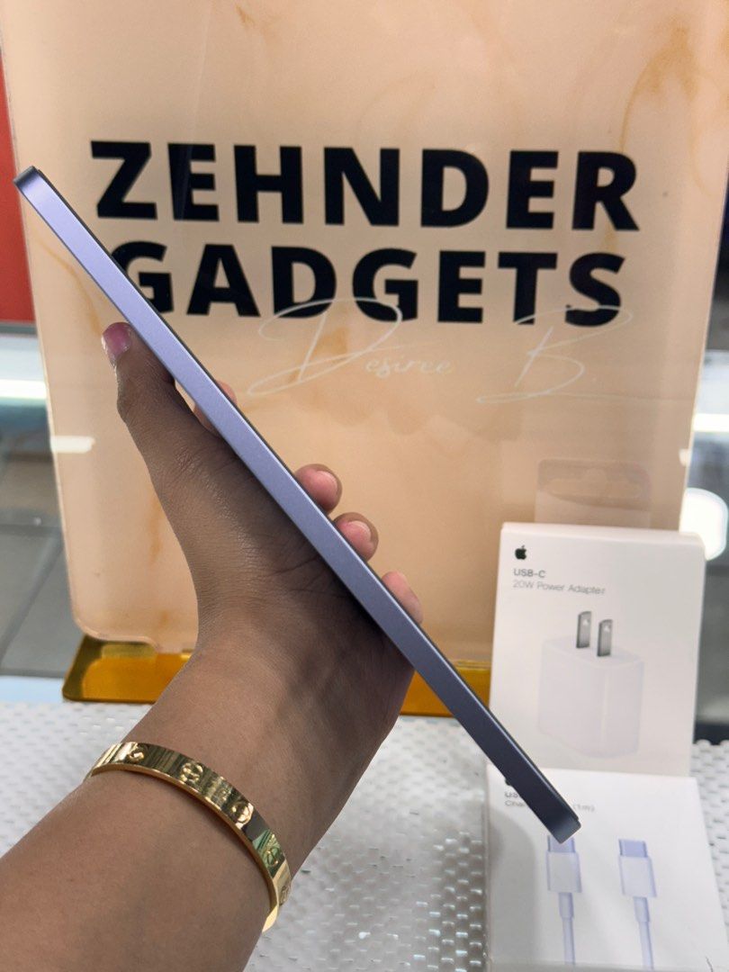 iPad Mini 6 64GB WIFI (SLIGHTLY USED) (Category: iPad) located in San Juan City. Submitted by desireebayal96 (Listing ID 1333097245, Image 3). Description: iPad Mini 6 (PURPLE) * 64GB * WIFI ONLY * NTC APPROVED * 100% SMOOTH * NO SCRATCH * NO DENTS * NO ISSUE * NO HISTORY OF REPAIR * NO ICLOUD ISSUE * WORKING TRUETONE & FINGERPRINT * WITH 20W SET CHARGER OPEN FOR COD SAME DAY DELIVERY PLUS SHIPPING FEE MESSAGE ME DIRECTLY FOR MORE INFO Store loca