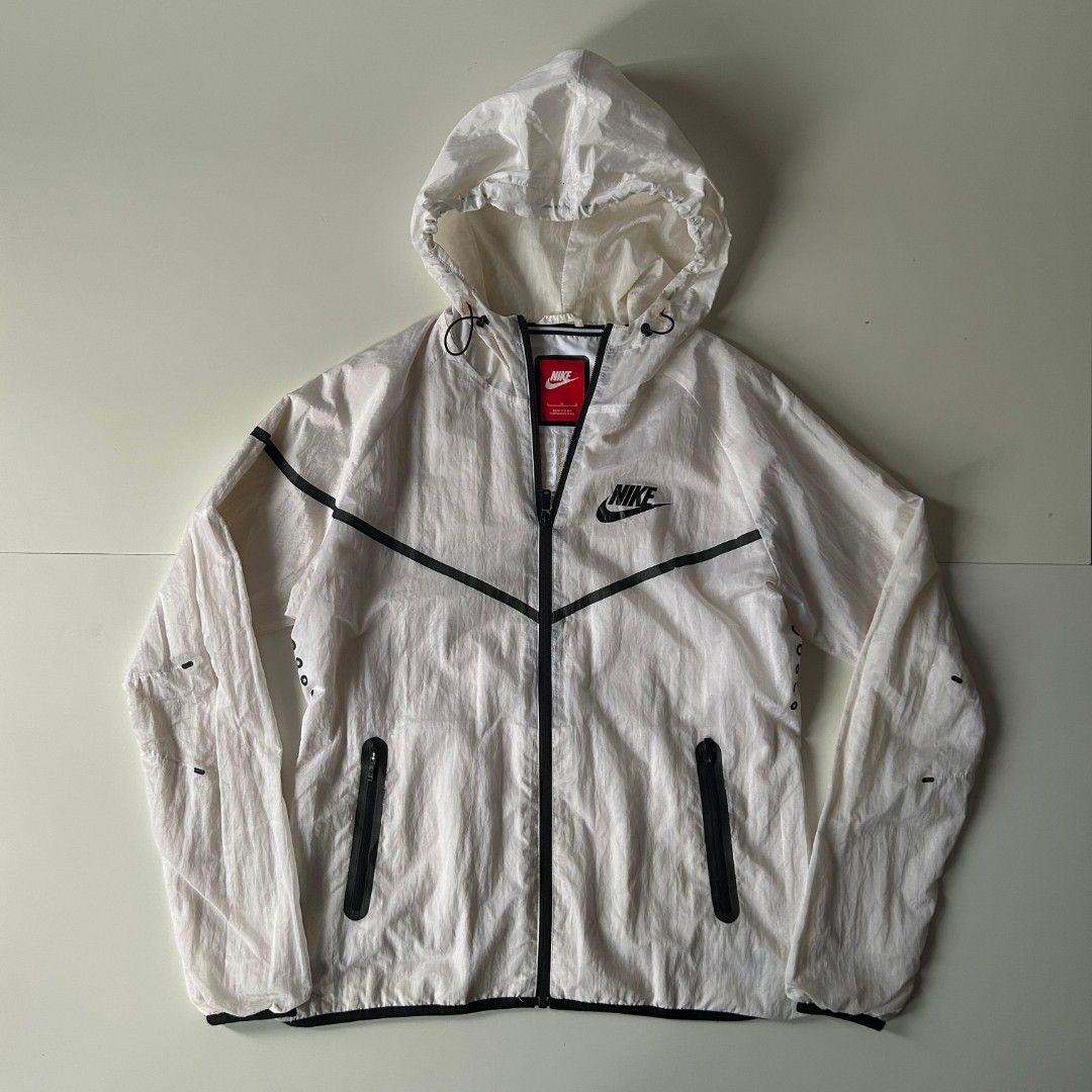 Jaket running nike store