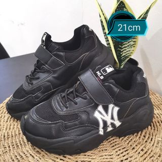 (Category: ) located in . Submitted by anniealfian (Listing ID 1333028340, Image 1). Description: .