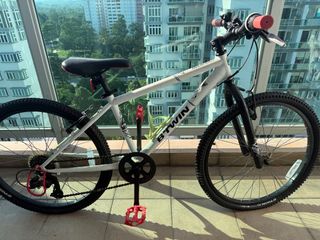 (Category: ) located in . Submitted by taehyuni (Listing ID 1333059834, Image 1). Description: .