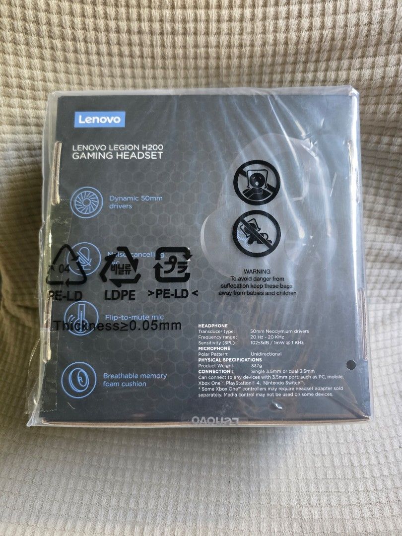 Lenovo H200 Legion Headset and CoolerPad X5 (Category: Other Accessories) located in Quezon City. Submitted by nicogames08 (Listing ID 1333034930, Image 3). Description: Lenovo H200 Legion Headset brandnew sealed and CoolerPad X5 sold as package. Can send a video before shipping the item..