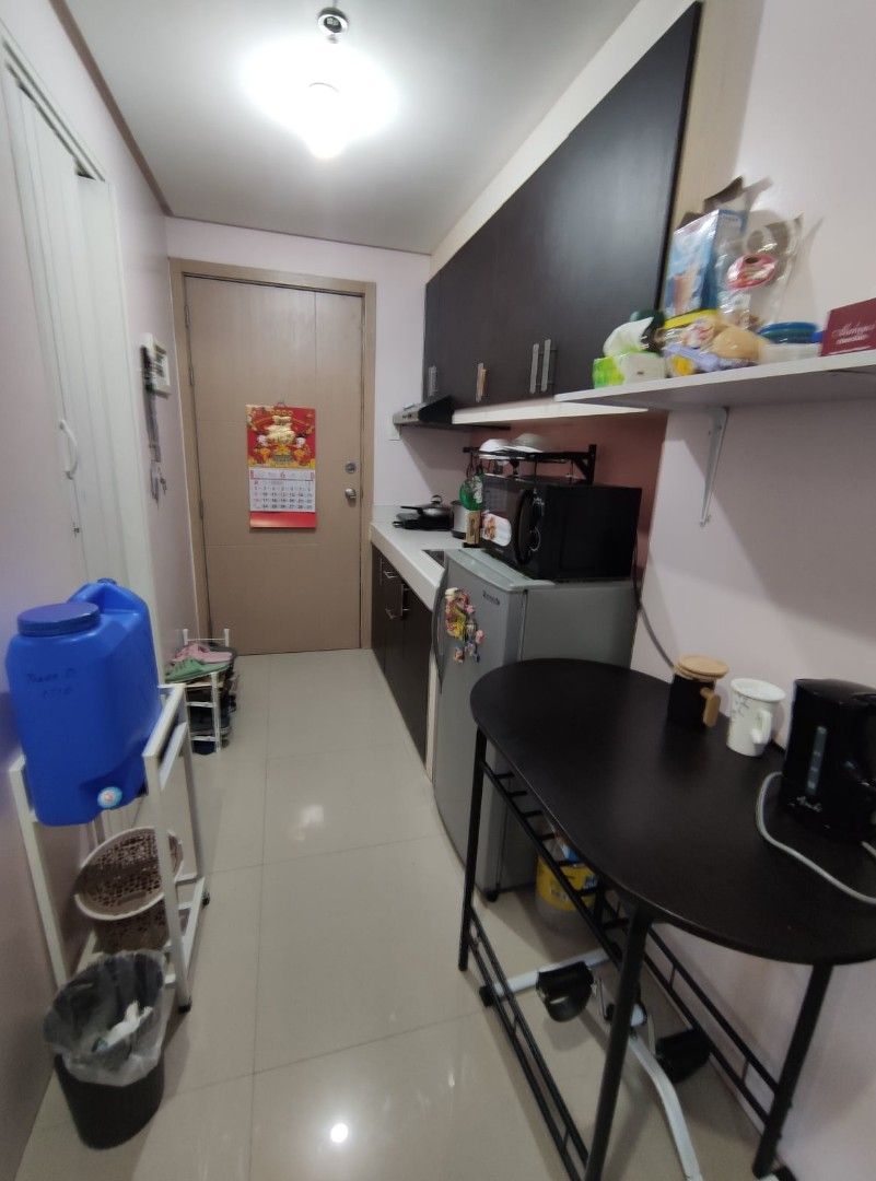 M Place Tower D (Category: Apartments & Condos) located in Manila. Submitted by bargainhuntermomma (Listing ID 1333067610, Image 1). Description: fully furnished unit at M Place SMDC Tower D Panay Ave. South Triangle buyer shoulders CGT and DST plus trnasfer fees.