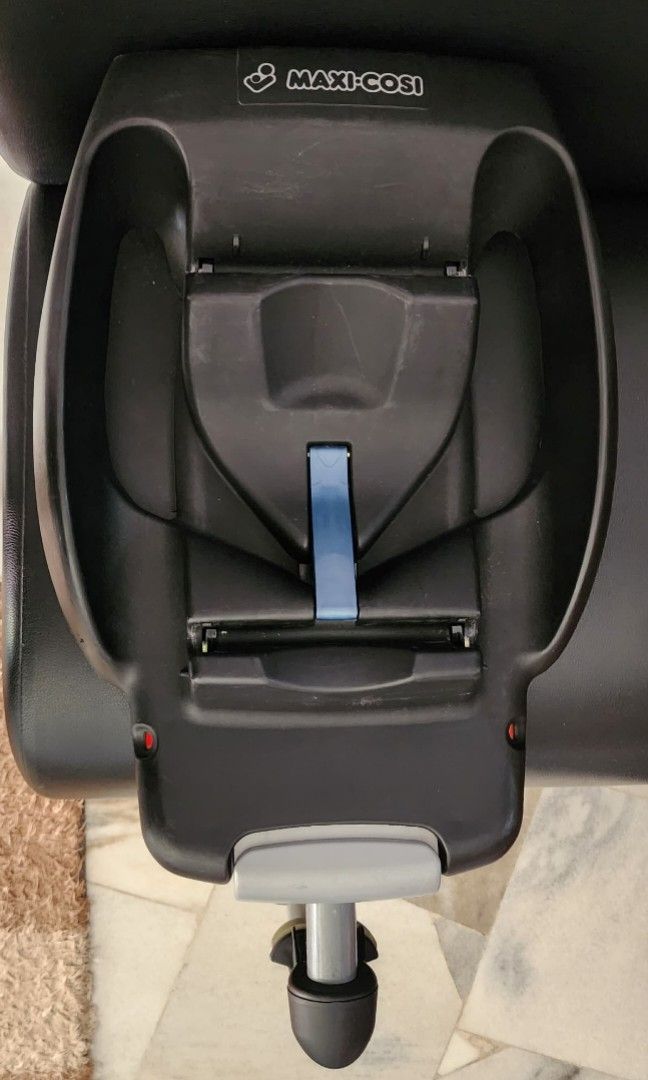 Maxi Cosi Baby Carrier CabrioFix Maxi Cosi EasyBase