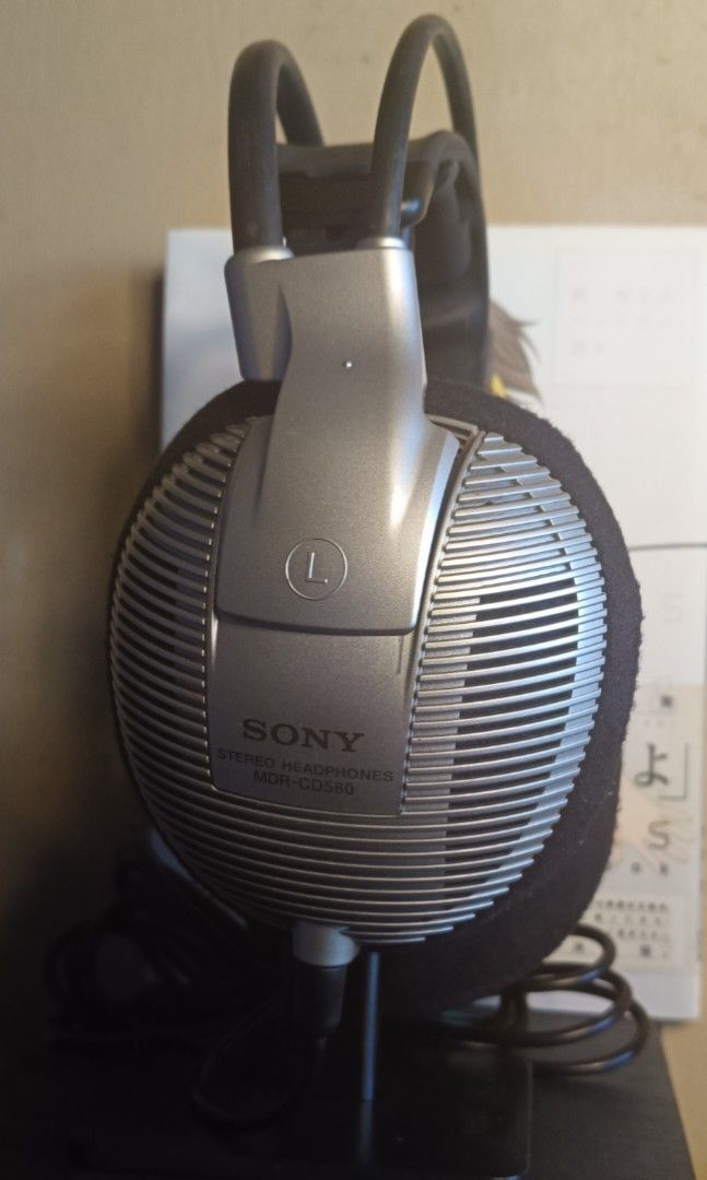 SONY MDR-CD580, Audio, Headphones Headsets on Carousell