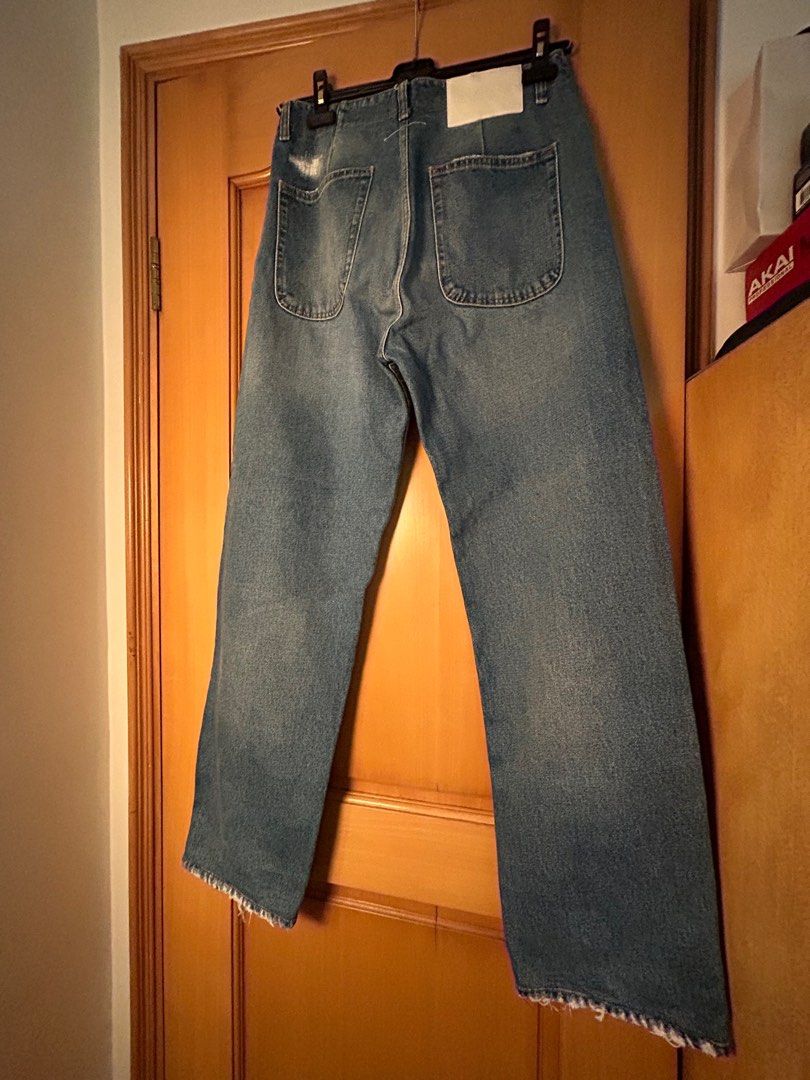 MM6 maison margiela jeans size 30, 男裝, 褲＆半截裙, 牛仔褲 Carousell