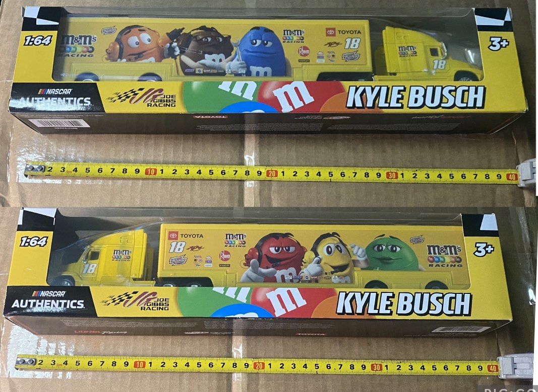 NASCAR Authentics 2017 Edition Kyle Busch M M s 1 64 Scale Hauler Trailer Tractor Semi Rig Transporter Truck Diecast