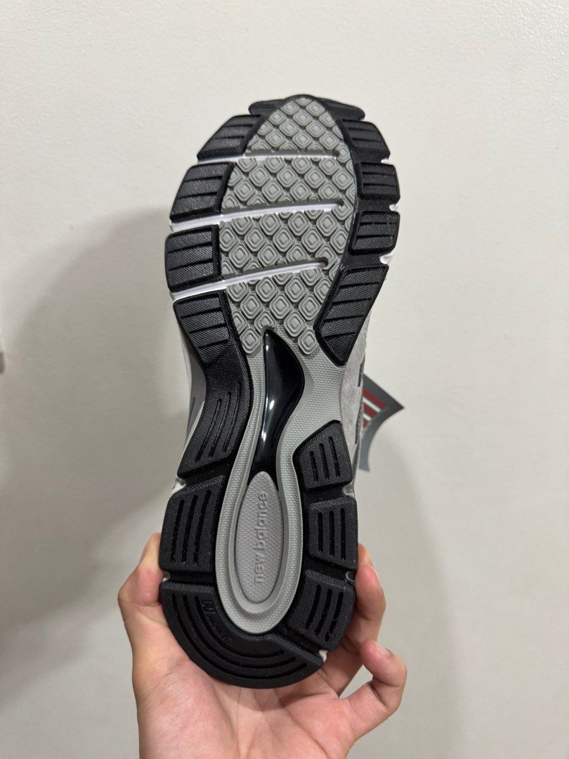 New Balance 990v4 Grey Castlerock (Category: Sneakers) located in Marikina City. Submitted by cheese85 (Listing ID 1333119905, Image 3). Description: Brand new with box and tags Size 9.5US .