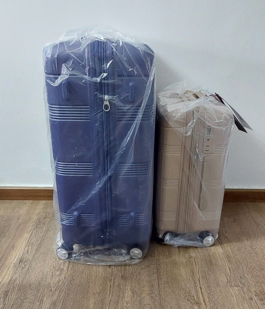 New Yorker Luggage 2 pieces set 28 20