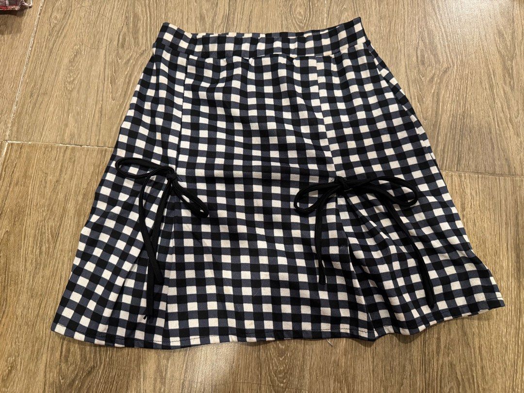 Old BSCO Coordinates (Category: Sets or Coordinates) located in Bacolor. Submitted by lovedbykana (Listing ID 1333127217, Image 3). Description: I bought this back in 2022 when BSCO had a whole different style going on. Can fit small to medium Top + Skirt = P349 MOP : Gcash MOD: Lalamove or JNT tags for reach office siren / aesthetic / goth / emo / coquette / fatal frame / old money / streetwear / casual / elegant / douyin / bsco / coordinates / 