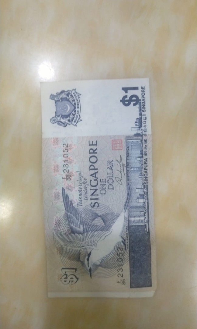 Old Note (Category: Currency) located in Singapore. Submitted by terencepreamkumar (Listing ID 1333146375, Image 1). Description: selling old note all together $15000, want buy individual also can. if interested pm me. thanks.
