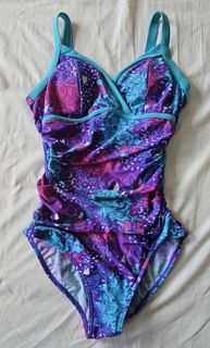 (Category: ) located in . Submitted by _msqi (Listing ID 1332985129, Image 1). Description: .