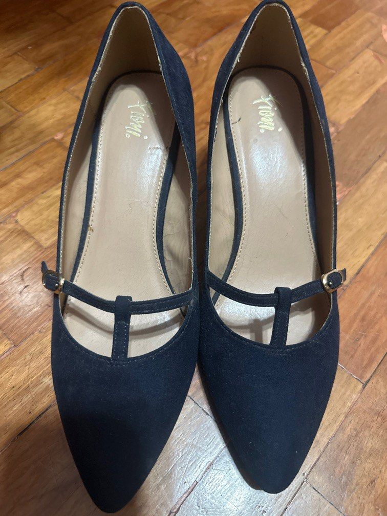 Payless navy blue stilletos size 10 wide (Category: Heels) located in Manila. Submitted by kring321 (Listing ID 1332988652, Image 1). Description: .