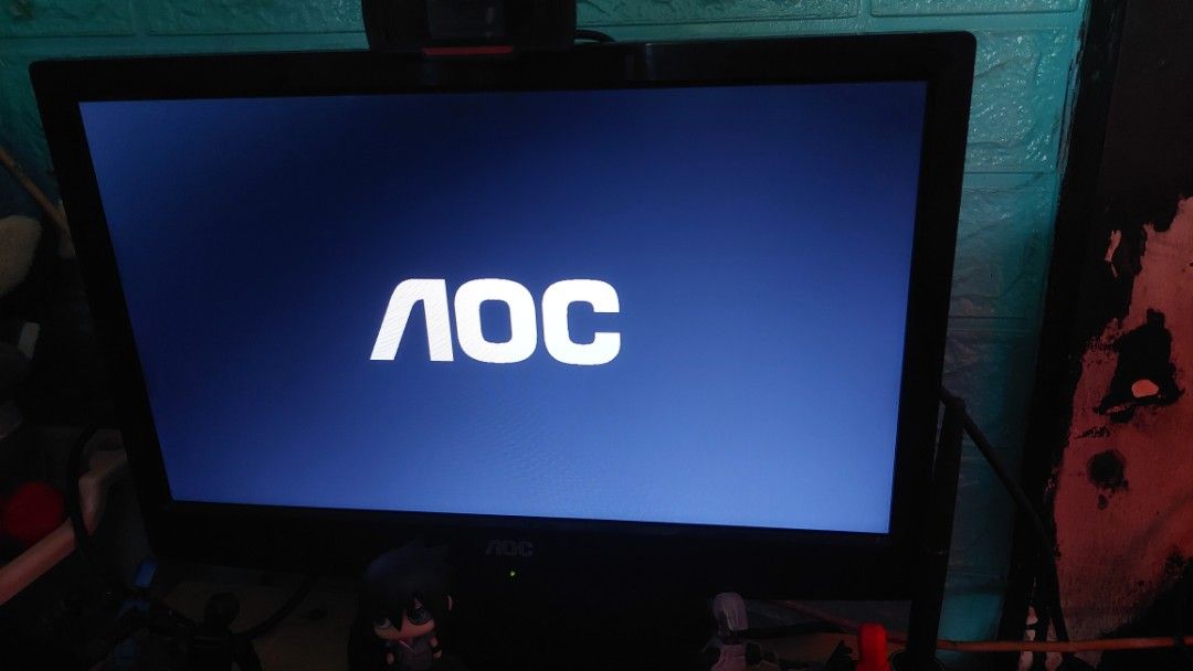 PC set (Category: Desktops) located in Quezon City. Submitted by mazianne_online (Listing ID 1332996078, Image 1). Description: for sale set PC inclusion: 14" AOC monitor RGB keyboard logitec mouse webcam 1080p 220v AVR Canon printer CPU 2 pcs 320 GB HHD 4GB RAM all cables included kayo na magpa reformat RFS: wala ng gumagamit graduate na anak ko.