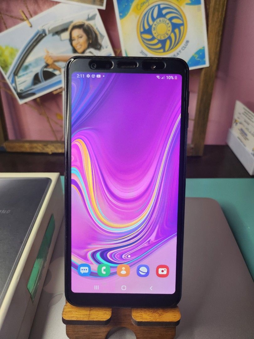 Samsung Galaxy A7 with box 64GB (Category: Samsung) located in Valenzuela. Submitted by annespino12 (Listing ID 1333020877, Image 1). Description: Lady user. I have used this phone mainly for calls and texts. It still works well but already a little slow. Few scratches on the side but unnoticeable. It has a matte screen protector so the original screen is scratch-free. 🙂.