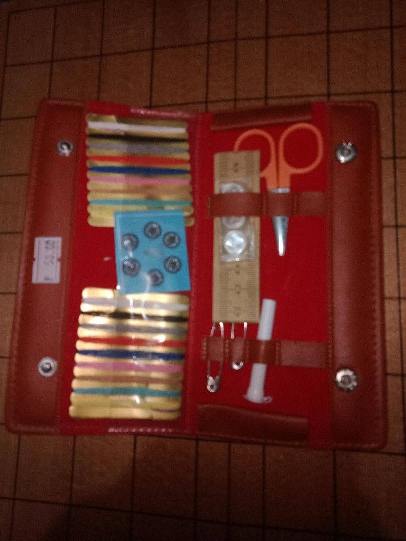 Sewing Kit 3 (Category: Craft Supplies & Tools) located in San Marcelino. Submitted by tatac1vs (Listing ID 1333147019, Image 1). Description: .