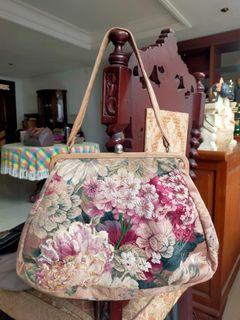 (Kategori: ) berada di . Dikirim oleh ecaecaa (ID iklan 1333071036, Gambar 1). Deskripsi: .