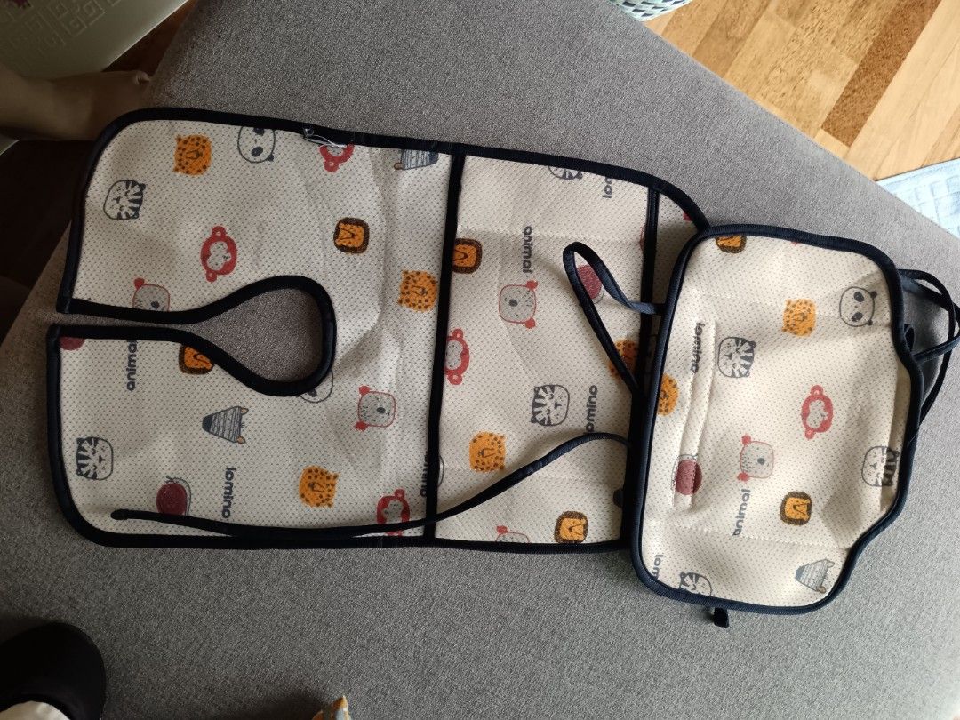 Stroller pad, thin, not hot (Category: Strollers) located in Kuala Lumpur. Submitted by feixhing (Listing ID 1333065310, Image 1). Description: Use for my baby, no longer using stroller now..