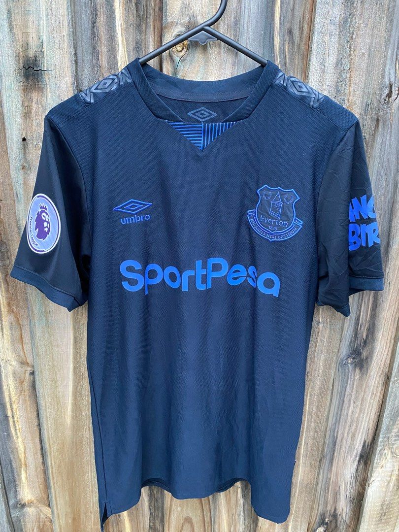 Everton 3rd kit 2019 clearance