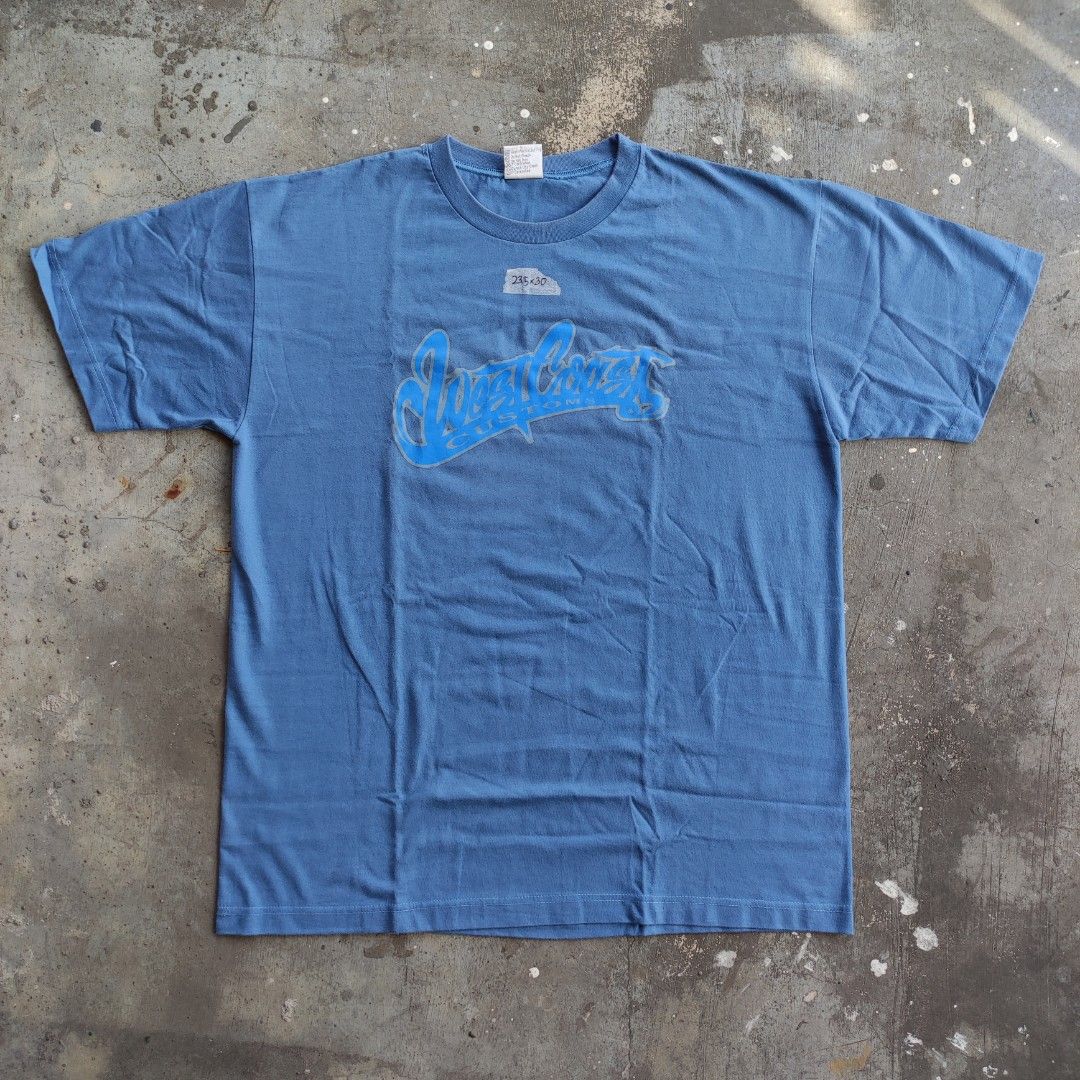 Vintage Punch Out Westcoast Customs (Category: Tshirts & Polo Shirts ) located in Quezon City. Submitted by junj0n (Listing ID 1333068192, Image 1). Description: Vintage Punch Out West Coast shirt XXL on tag L30 x W23.5 Condition: 10/10 issue: none needs wash ❗STRICTLY NO REFUND 📍Quezon City 📍Meetups: Betty Go / Sta. Mesa 🚚 Lalamove / JRS Express / LBC 📦 Shipping fee to be shouldered by the buyer.