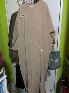 (Category: ) located in . Submitted by msshopoholic89 (Listing ID 1333063954, Image 1). Description: .