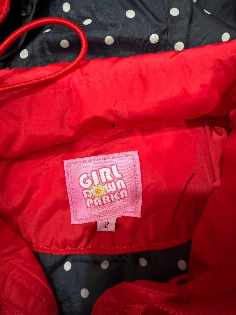Winter Jacket (Category: Babies & Kids Fashion) located in Singapore. Submitted by kelvinong23 (Listing ID 1333026416, Image 2). Description: Winter Time jacket Size 2 My kid outgrew it.