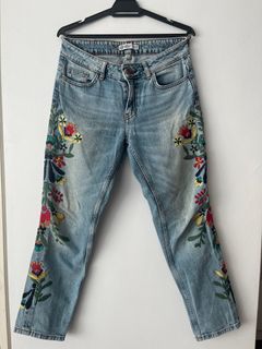 (Category: ) located in . Submitted by apparel.stilloved (Listing ID 1333106180, Image 1). Description: .
