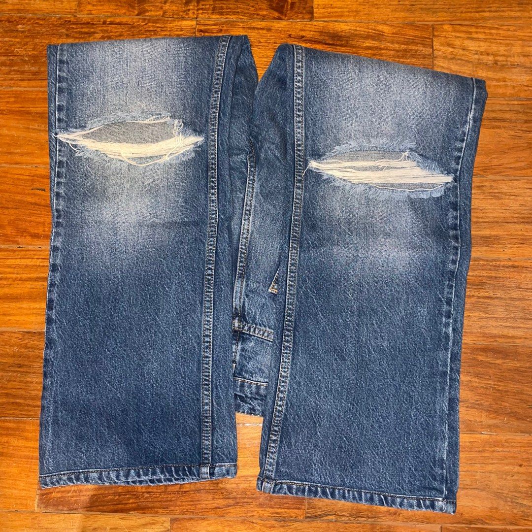 ZARA Ripped Jeans/ Wide Leg (Category: Jeans) located in Paranaque City. Submitted by macydeclutters (Listing ID 1333091457, Image 3). Description: 350 EACH.