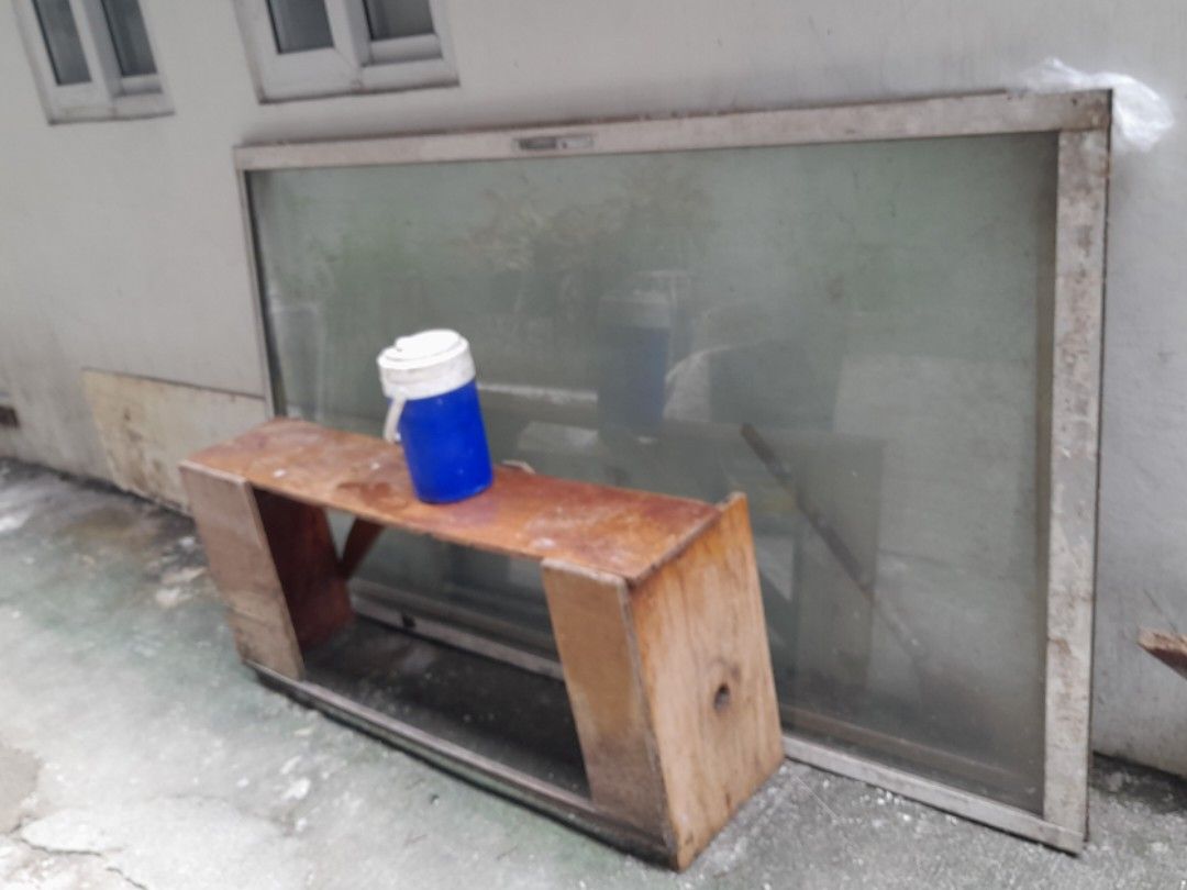 2 aluminum glass doors (Category: Other Home Furniture) located in Quezon City. Submitted by verybountiful (Listing ID 1333191419, Image 1). Description: Price for the two. Pick up in Philcoa, Quezon City. Buyer arranges transport and crew to carry. We have no helpers. MOP RCBC, Landbank or gcash. No long reservations, please..