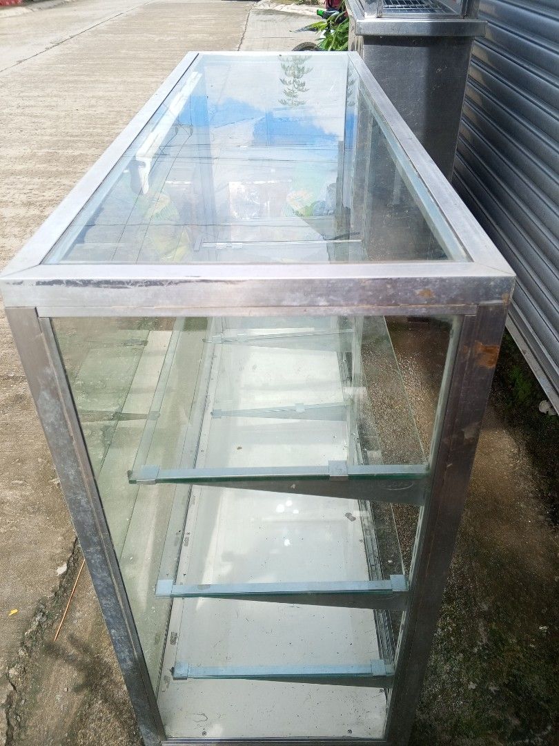 5feet Glass Stante 4 Layer (Category: Office Furniture & Fixtures) located in Rodriguez. Submitted by amara0914 (Listing ID 1333329782, Image 2). Description: For Sale 2nd Hand Good As New 5feet Glass Stante 4 Layer 5feet Length or Haba 39 inches height or taas 16 inches lapad or width.