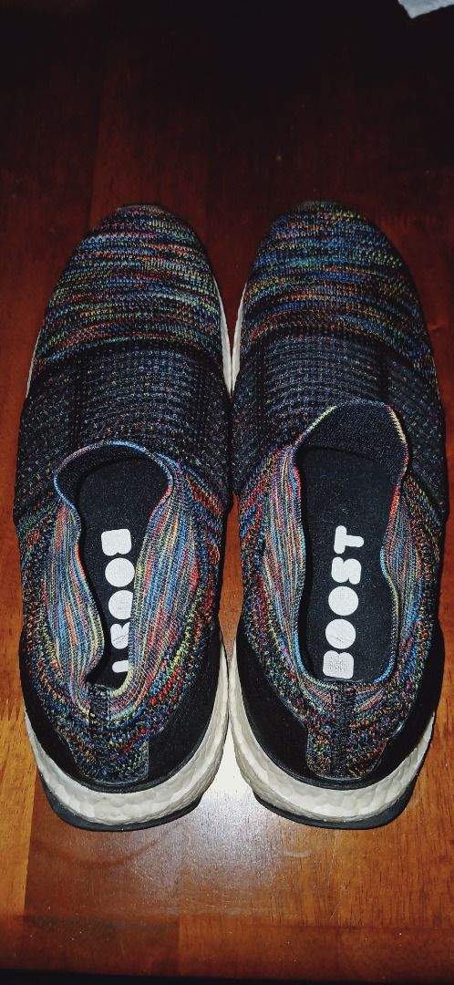 Ultra boost laceless colorways hotsell
