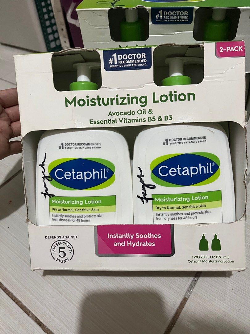Cetaphil lotion 591 ml per bottle 100% ORIGINAL (Category: Baby Toiletries & Grooming) located in Quezon City. Submitted by Mhia17 (Listing ID 1333263768, Image 1). Description: Brand new from U.S ..