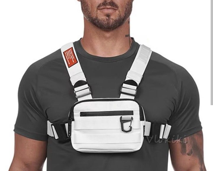 Chest bag bershka top