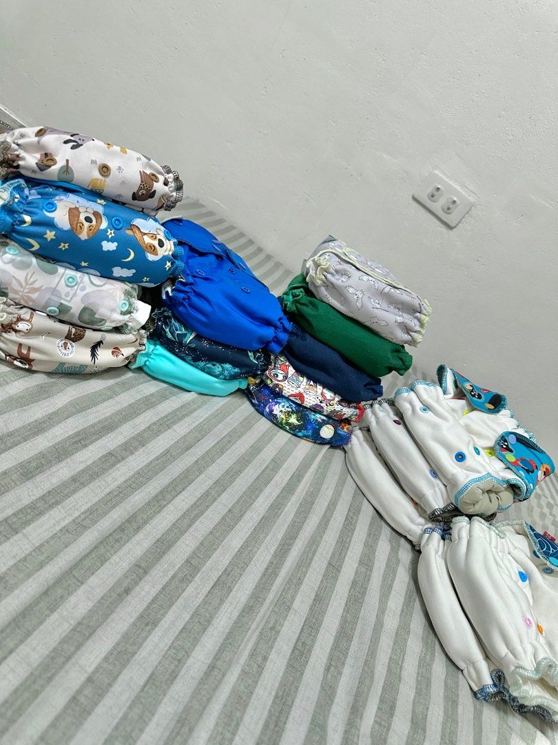 Cloth Diaper - Take ALL only (Category: Diapers & Baby Wipes) located in Subic. Submitted by jamcabansag.0228 (Listing ID 1333275809, Image 1). Description: 17pcs Cloth Diaper - Jamarah, Ecobum, Bebe bottom, Juliana Rarely used Hindi napanindigan mag CD kasi busy sa work 🥲 Total: 10,978 6,500 nalang take all PM for inquiries.