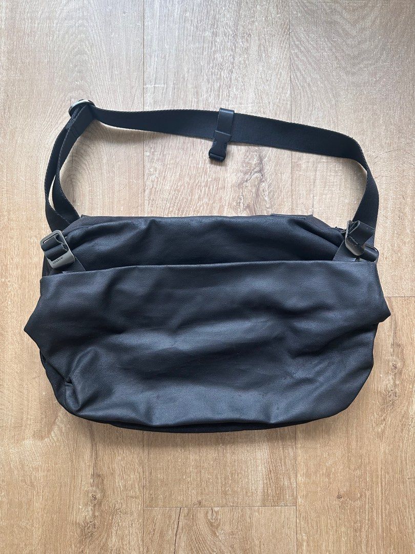 Cote & Ciel Riss Coated Canvas Black Messenger, Men's Fashion