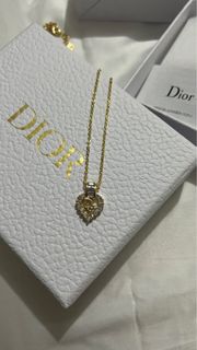 (Category: ) located in . Submitted by tk.preloved (Listing ID 1333280421, Image 1). Description: .