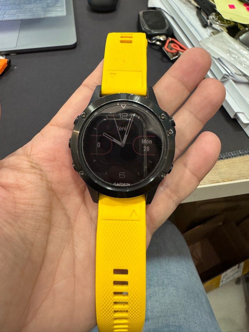 Fenix 5 amp yellow clearance