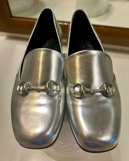 Authentic Gucci loafers Women s Fashion Footwear Loafers on Carousell