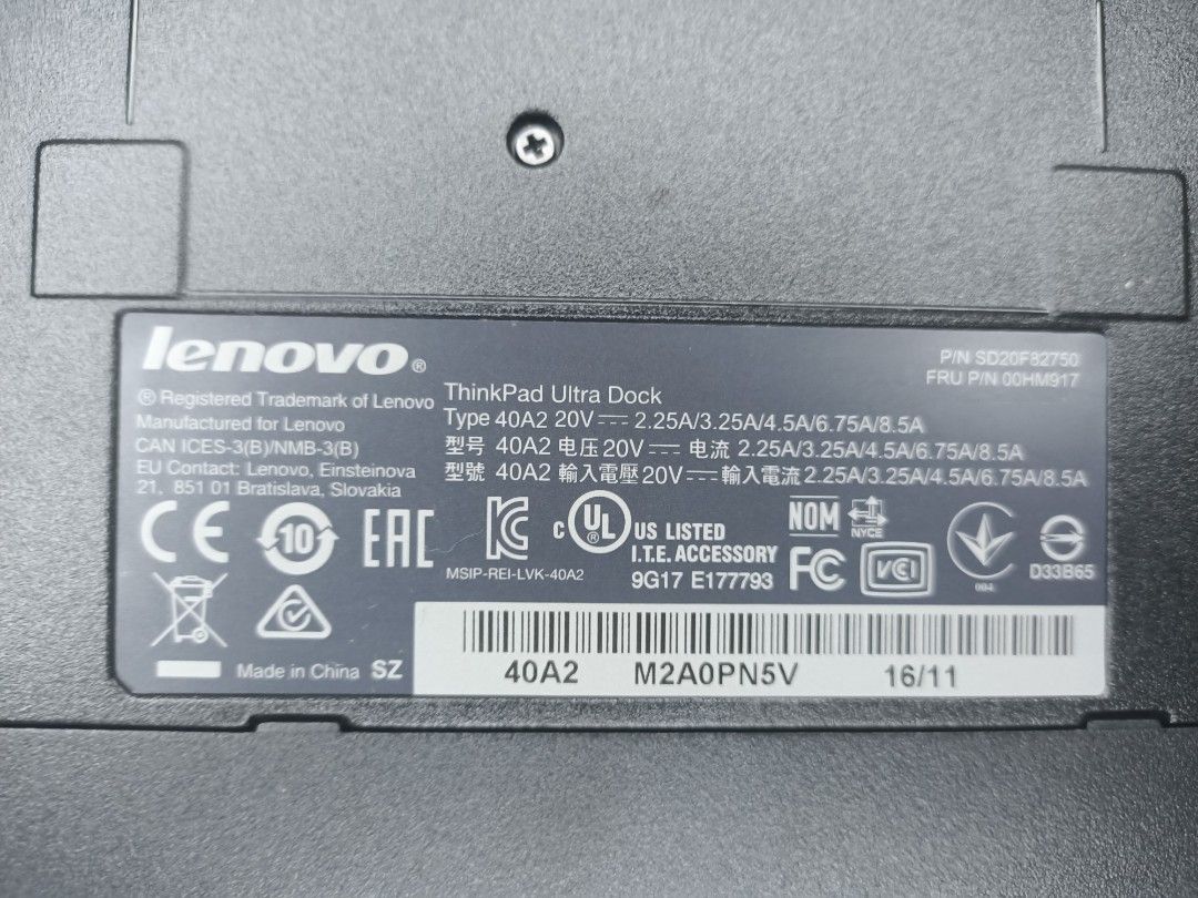 Lenovo ThinkPad 40A2 Docking Station (Category: Computer Parts) located in Las Pinas. Submitted by surplus_pinas (Listing ID 1333193819, Image 3). Description: Lenovo docking station 40a2. No key. Unit only. Light dents /scratches..