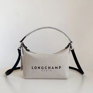 (Category: ) located in . Submitted by watchandbag (Listing ID 1333175647, Image 1). Description: .
